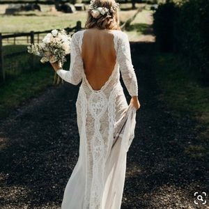 Gorgeous boho style wedding dress